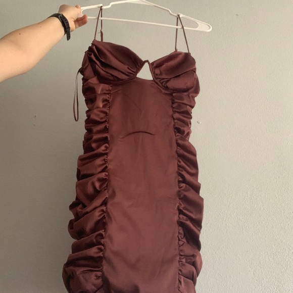 Windsor Sparks Fly Brown Bodycon Dress - Picture 2 of 4